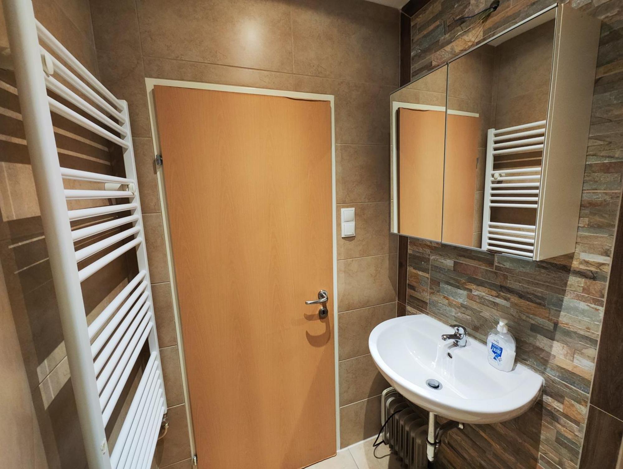 Hostel&Apartservices Viennna The Tidy Apartment Виена Екстериор снимка